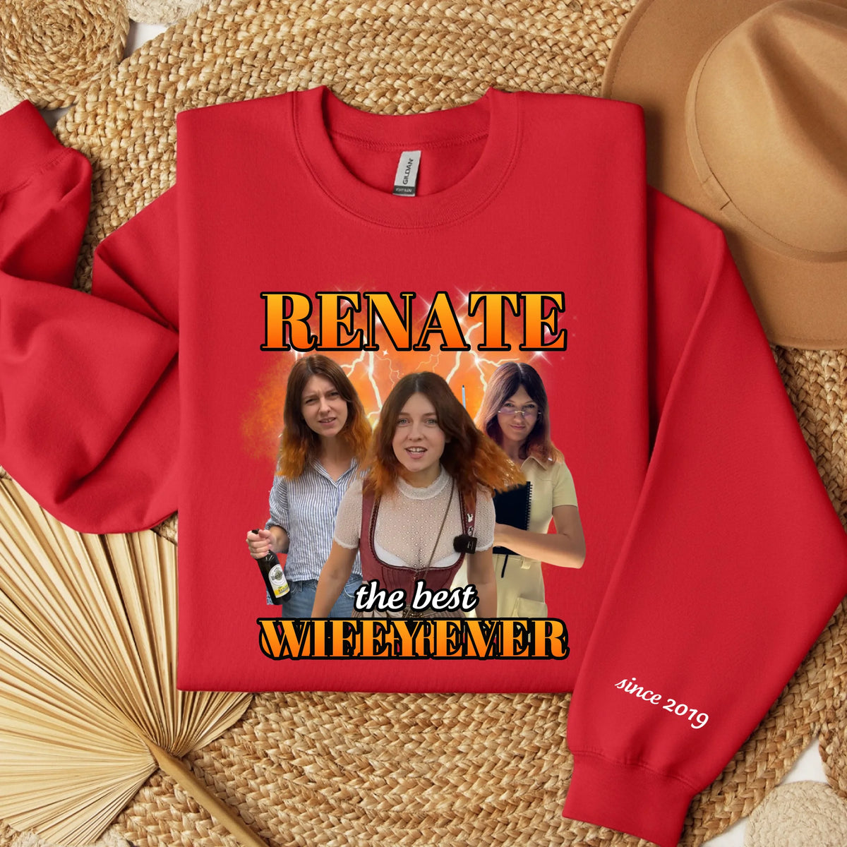 sweater folded red