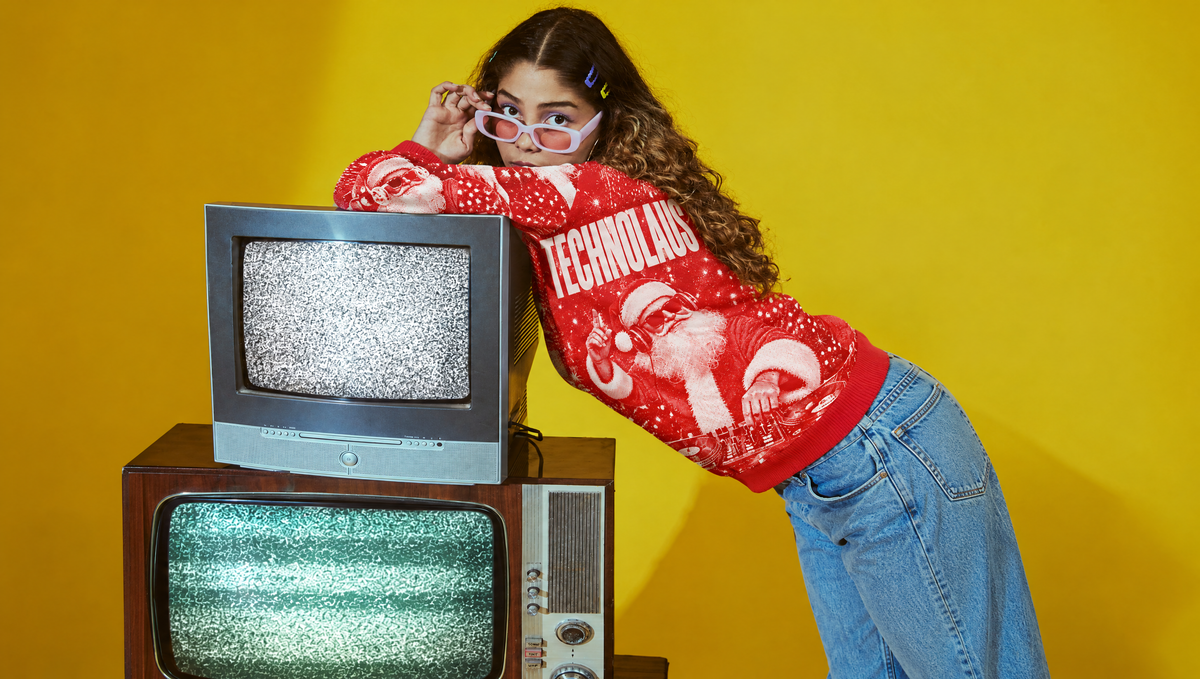 Maglione TECHNOLAUS e televisori rétro